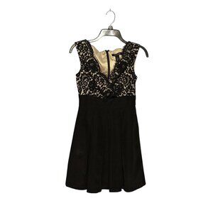 White House Black Market Black Lace Overlay Dress With Pleated Skirt Women’s 0